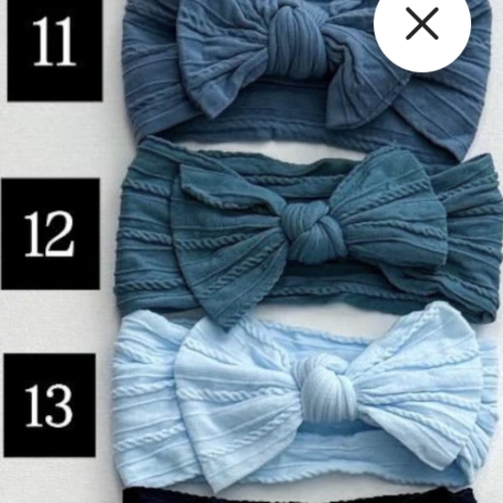 ☆☆Little girl's headband, light blue, stretchy.